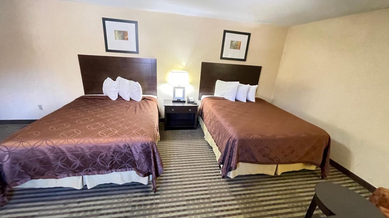 Whitney Inn & Suites Hamden Eksteriør billede