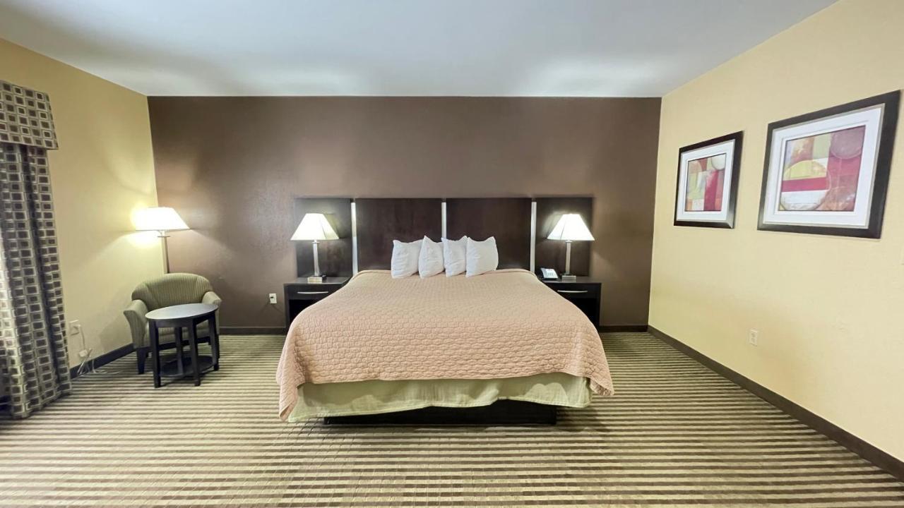 Whitney Inn & Suites Hamden Eksteriør billede