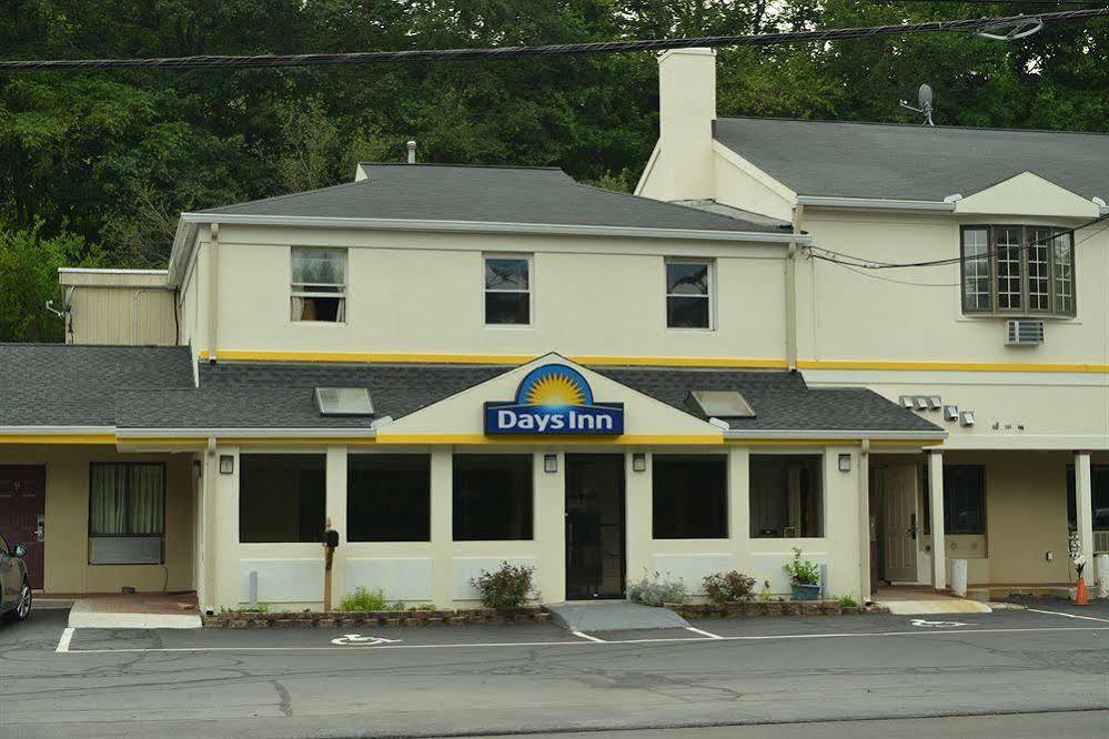 Whitney Inn & Suites Hamden Eksteriør billede